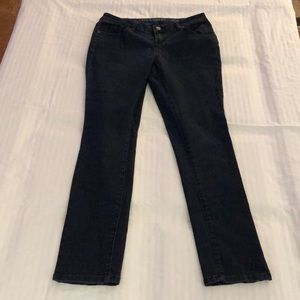 Women’s size 8 Falls Creek skinny blue jeans